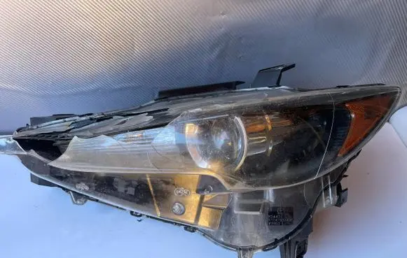 Mazda CX-5 II Headlight part 