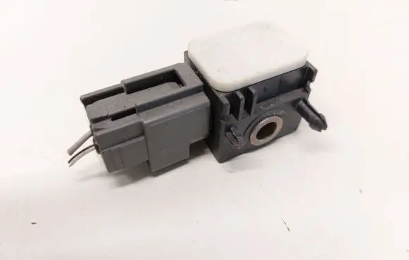 Hyundai Santa Fe Airbag deployment crash/impact sensor 959202B000