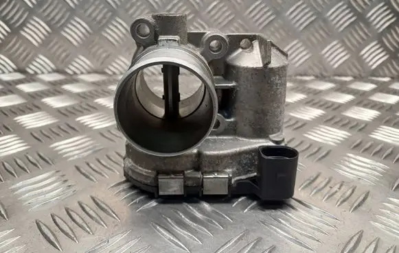 Nissan X-Trail T31 Throttle valve 8200330810E H8200330812