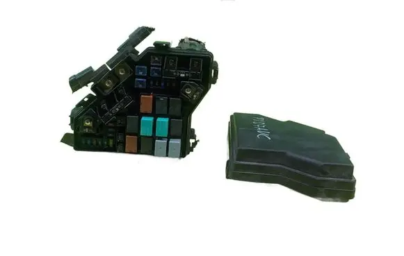 Honda Civic Fuse box set SNDJ010 BEZPIECZNIKOW