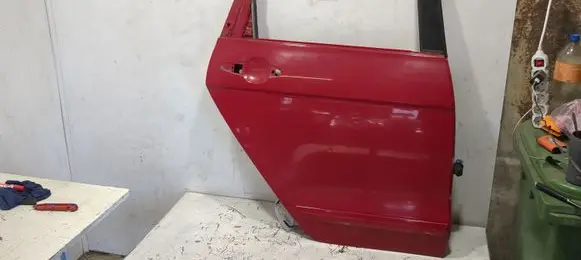 Honda FR-V Rear door 