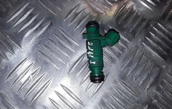 Hyundai Santa Fe Fuel injector 3531037150 9260930004