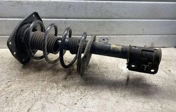 Peugeot 407 Front shock absorber/damper 824904000149