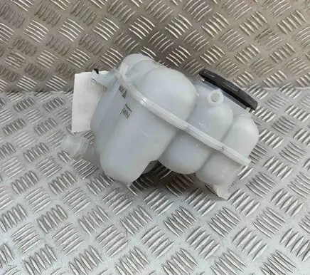 Audi Q8 Coolant expansion tank/reservoir 4M0121405AG
