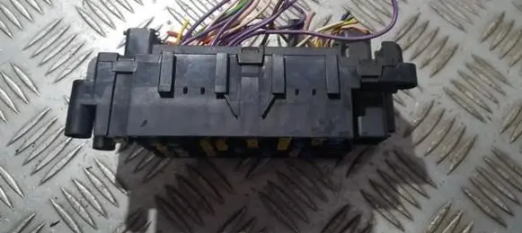 Peugeot 206 Fuse box set 9635518180 189028