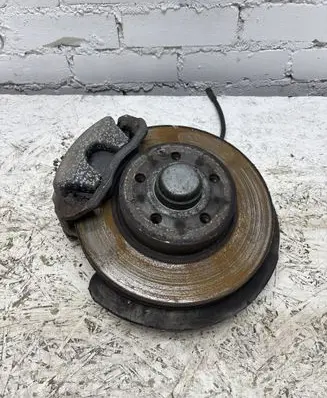 Mercedes-Benz E W212 Front wheel hub