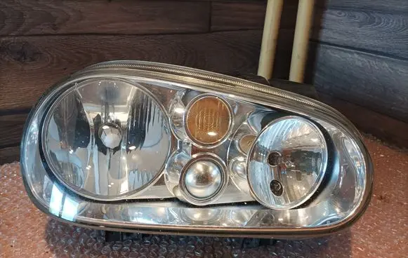Volkswagen Golf IV Headlight/headlamp 04HCR02B02A011