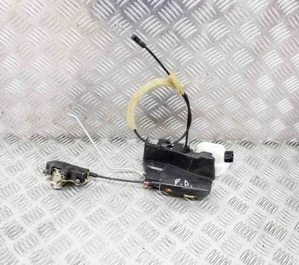 Mitsubishi Pajero Front door lock