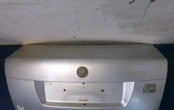 Skoda Fabia Mk1 (6Y) Tailgate/trunk/boot lid