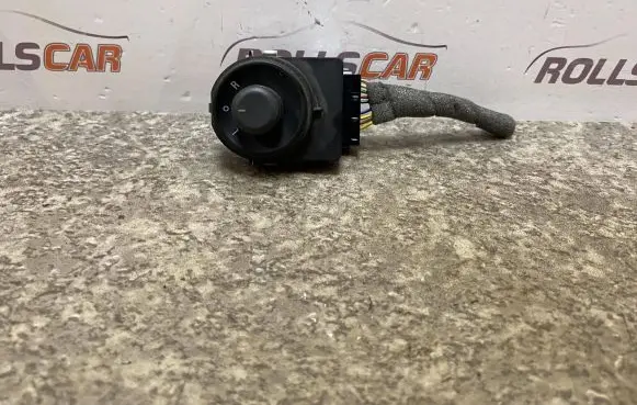 Opel Insignia A Wing mirror switch 13271827 211723