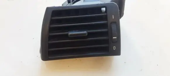 BMW 3 E46 Dash center air vent grill 8361897