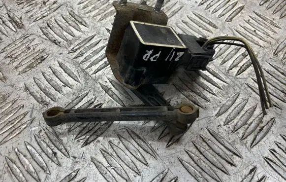 Mercedes-Benz E W211 Headlight/headlamp level sensor A0105427717
