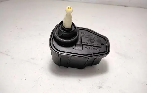 Headlight level adjustment motor