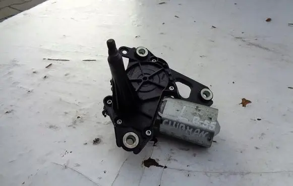 Mini One - Cooper Clubman R55 Rear window wiper motor