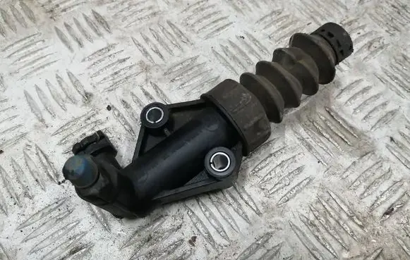 Fiat Tipo Clutch slave cylinder 55232744