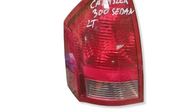 Chrysler 300 - 300C Rear/tail lights 58622E