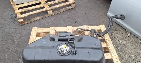 Hyundai i20 (PB PBT) Fuel tank 