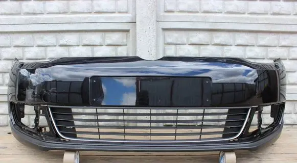 Volkswagen Cross Touran I Front bumper 1T0807221AB 1T0805903E