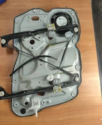 Volkswagen Caddy Sliding door window regulator with motor 2K1837752BQ 1043807 0740172637