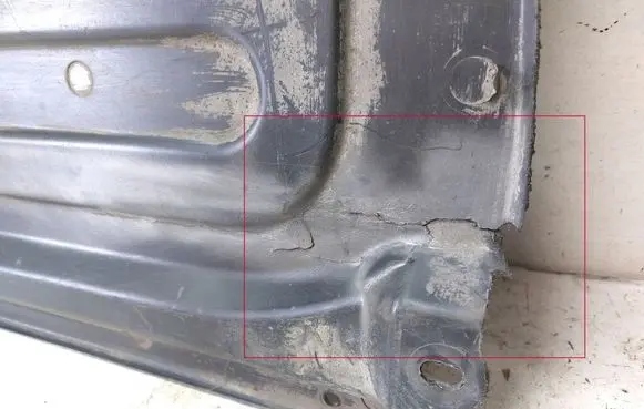 Mercedes-Benz E W211 Pickup box liner A2116191938
