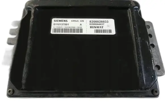 Renault Megane I Engine control unit/module S110137001A
