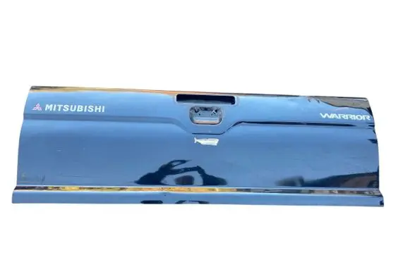 Mitsubishi L200 Pickup box rear panel tailgate 