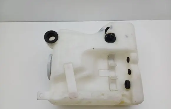 Mercedes-Benz C W203 Windshield washer fluid reservoir/tank 2038600860