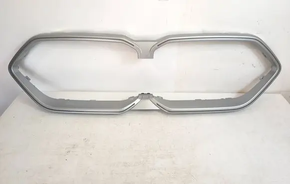 BMW X2 U10 Front bumper upper radiator grill 13310030020AS10 13310030020