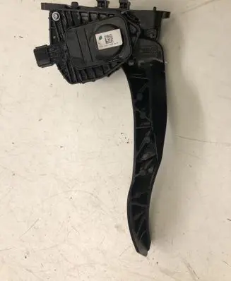 Ford Mondeo MK V Accelerator throttle pedal