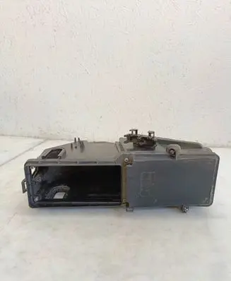 Mercedes-Benz E W124 Fuse box cover 1245400082 088777650 1245401750
