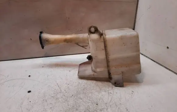 Toyota Corolla Verso E121 Windshield washer fluid reservoir/tank 060851054