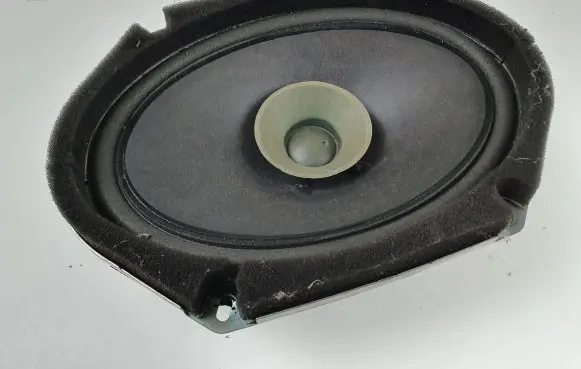 Mazda CX-7 Front door speaker
