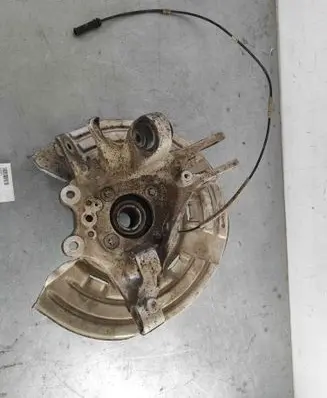 BMW M3 F80 Rear wheel hub 2284881