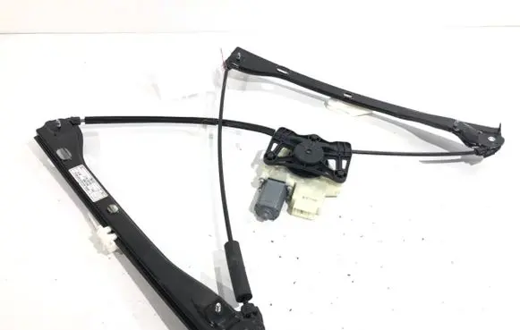 Skoda Fabia Mk3 (NJ) Front door window regulator with motor 6V0837461C