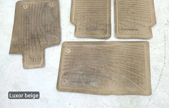 Porsche Panamera (971) Car floor mat set 971044800