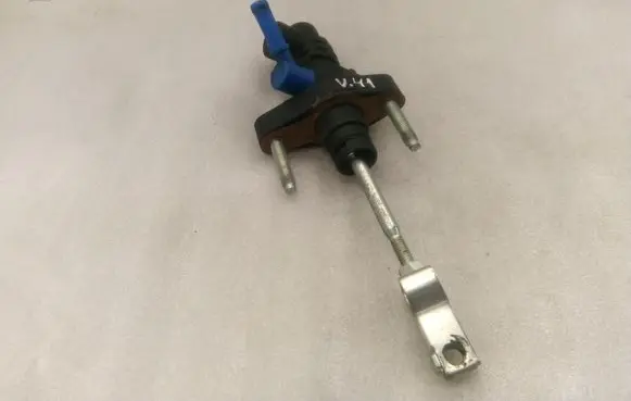 Clutch master cylinder
