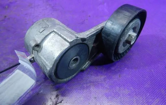 Opel Astra G Timing belt tensioner 90571758A