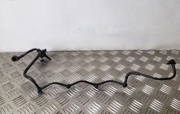 Opel Vivaro Fuel return line/hose 