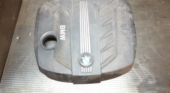 BMW 5 F10 F11 Engine cover (trim) 7802847