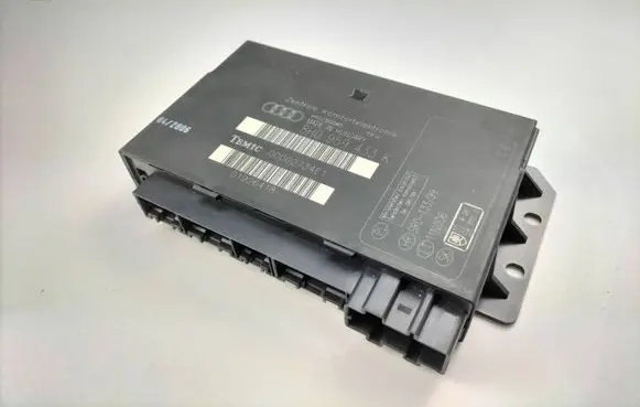 Audi A4 S4 B7 8E 8H Comfort/convenience module 8H0959433K