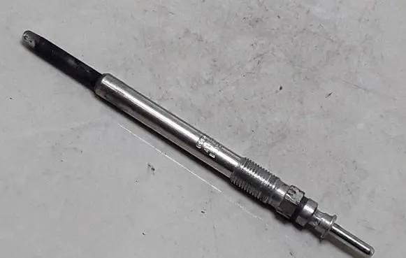 Saab 9-3 Ver2 Glow plug 0250202043