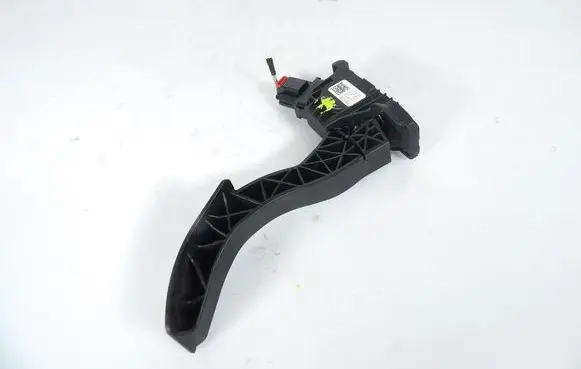 Skoda Octavia Mk3 (5E) Accelerator throttle pedal 5Q1723503H