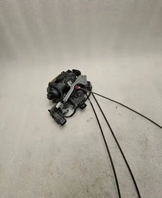 Chrysler Voyager Rear door lock 800786
