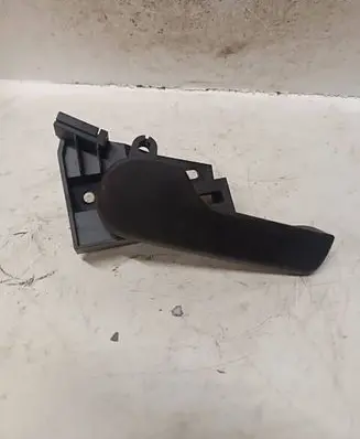 Volkswagen PASSAT B6 Engine bonnet (hood) release handle 1K1823633