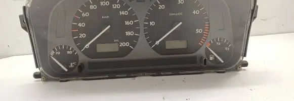 Volkswagen Golf III Speedometer (instrument cluster) 1H0919860E