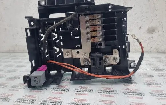 Audi Q7 4L Fuse box set 7L0937548C