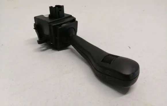 BMW 5 E39 Wiper control stalk 01204020 8363669