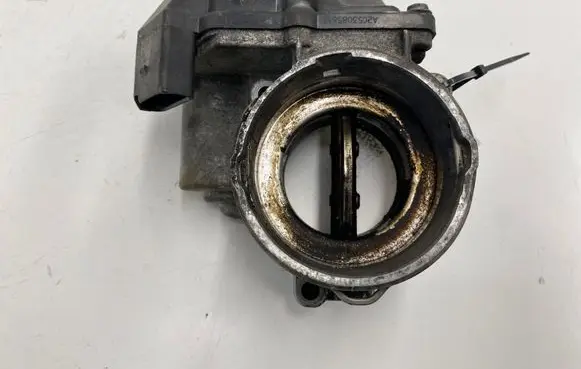 Volkswagen Touran I Throttle valve 03G128063A