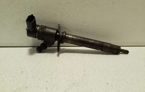 Volvo S60 Fuel injector 8658352 0445110078