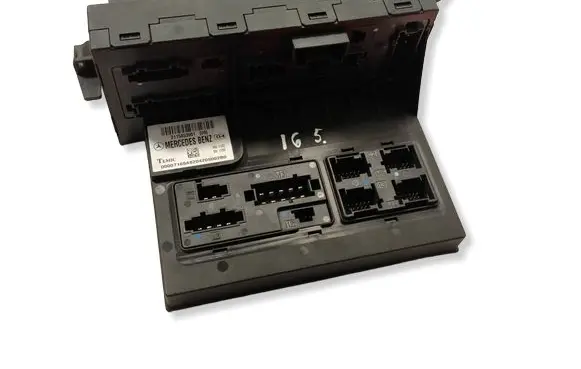 Mercedes-Benz E W211 SAM control unit 2115453901